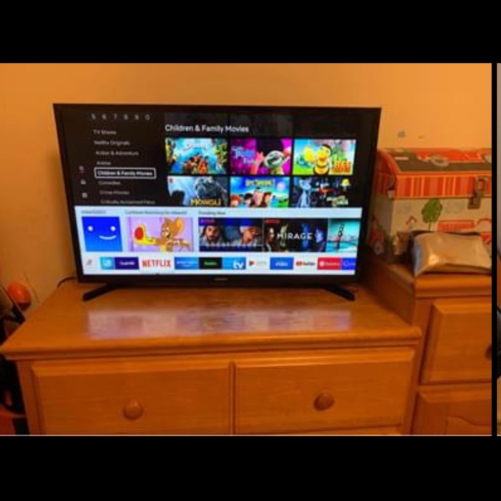 Samsung smart tv 32”